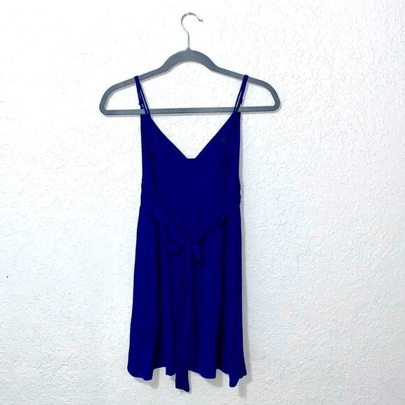 Blue spaghetti strap y2k tank top - Picture 4 of 16